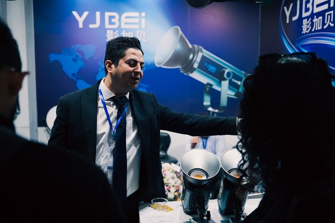 exhibition booth lighting